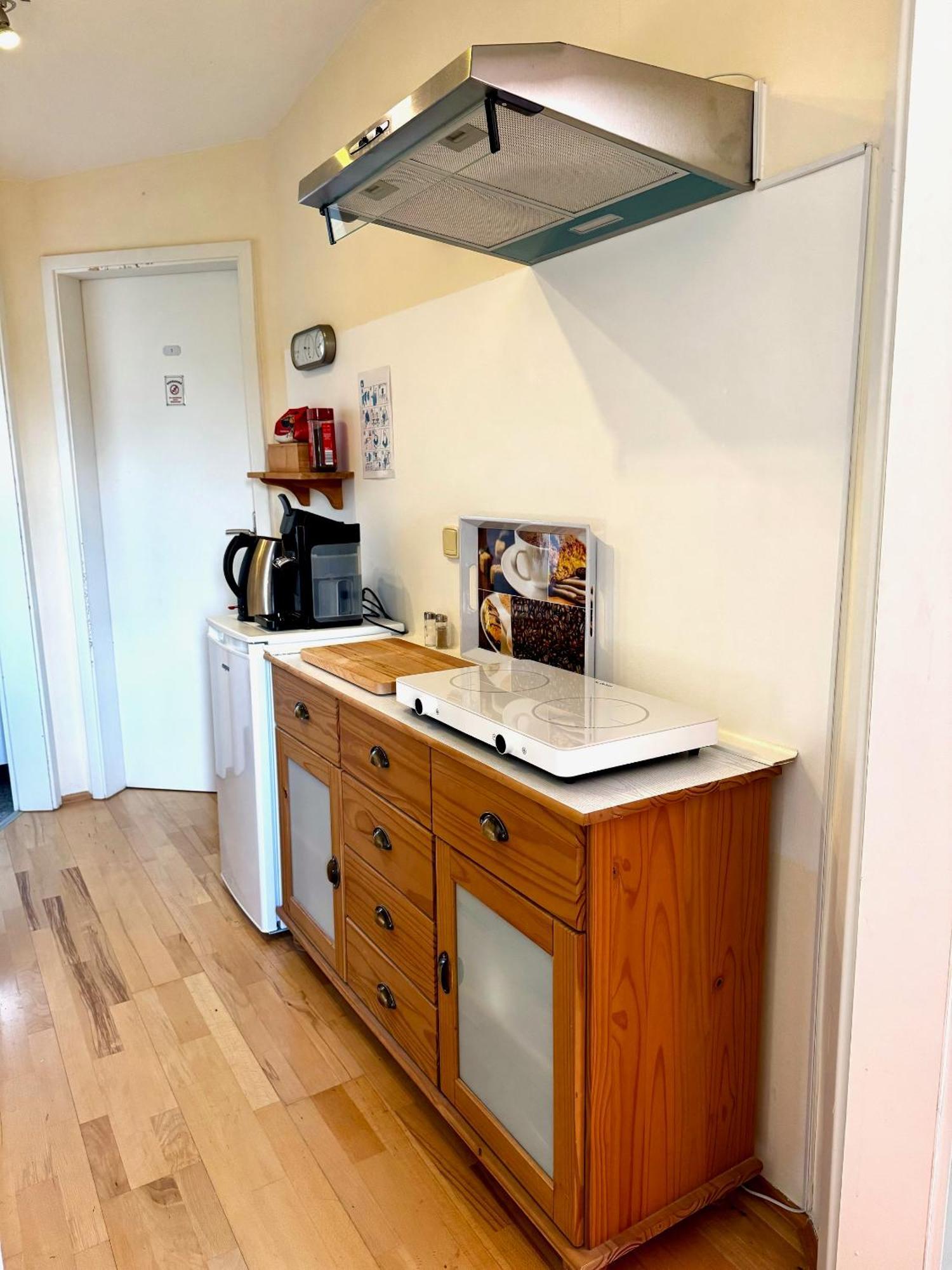 - Near Airport Dus - Trade Fair - Arena Apartment